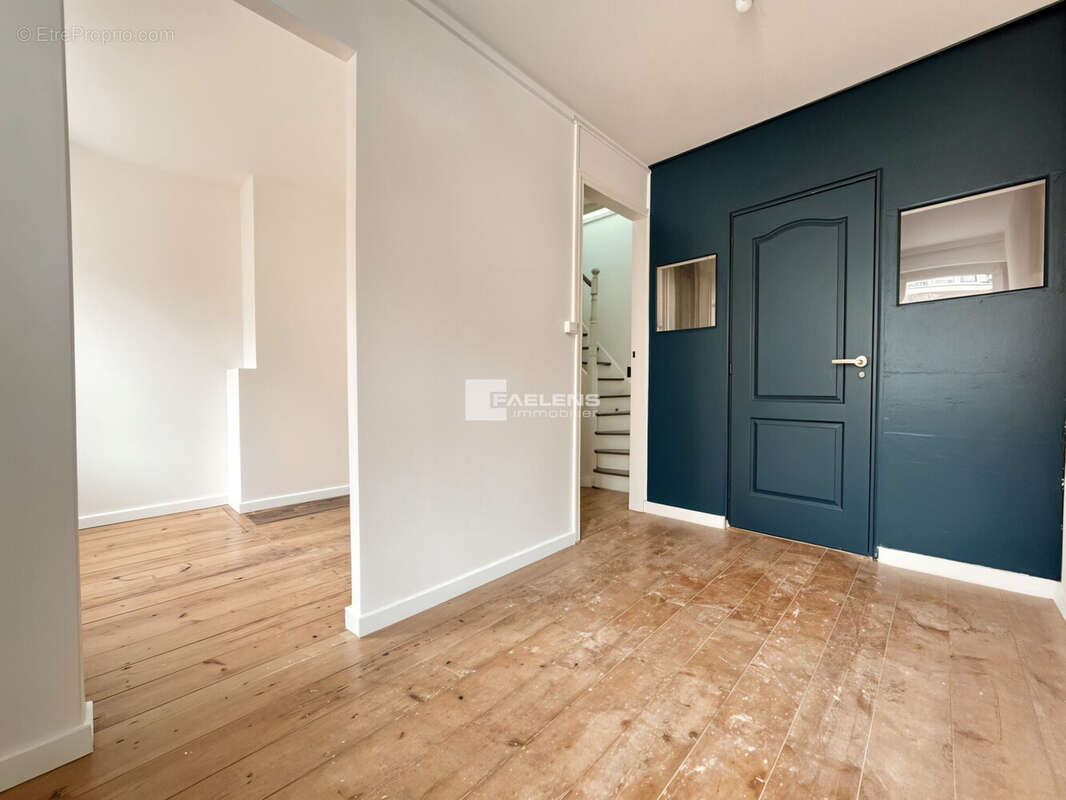 Maison 85 m² à Lille  - photo 4
