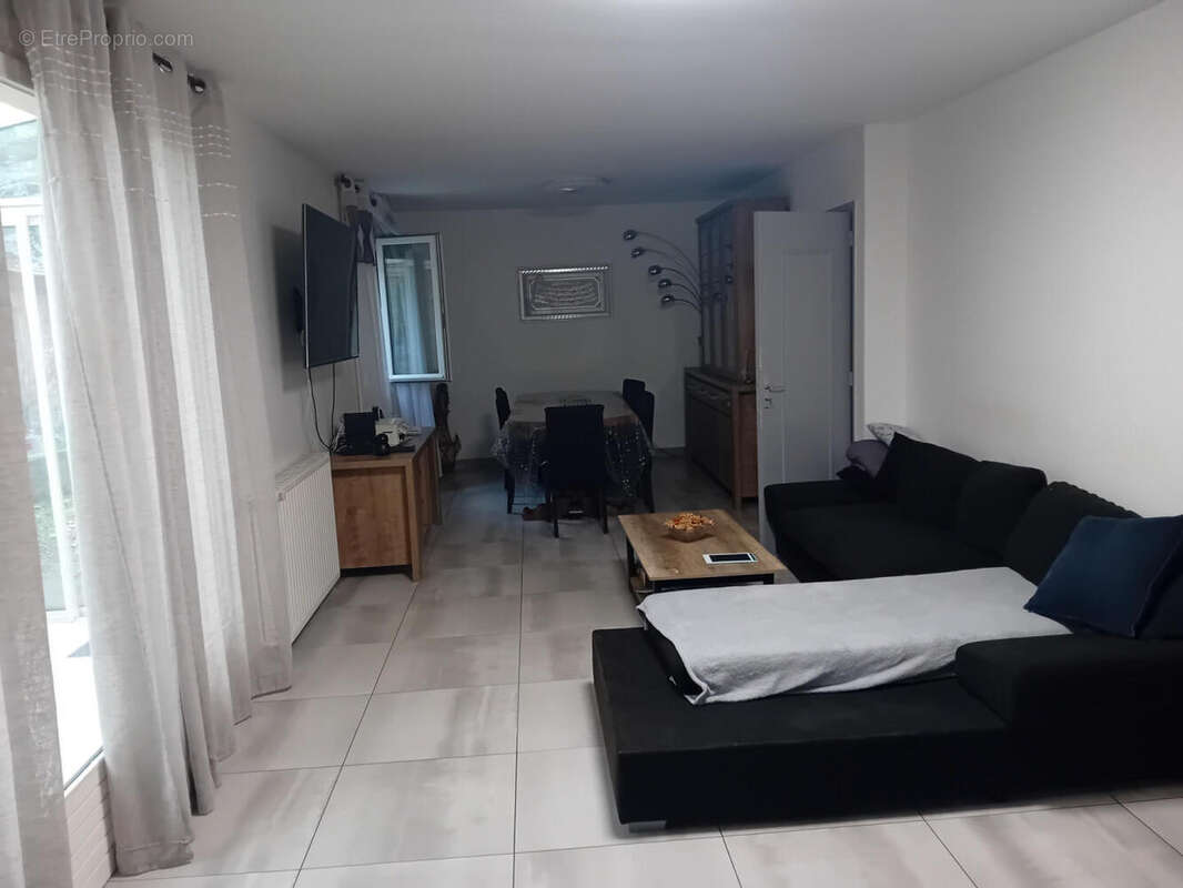 salon  et salle a manger - Maison à CAHORS