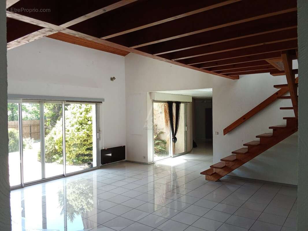 Maison à MIOS