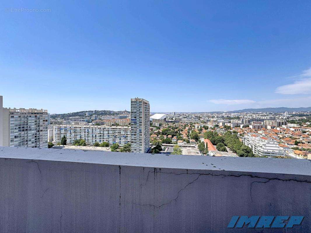 Appartement à MARSEILLE-9E