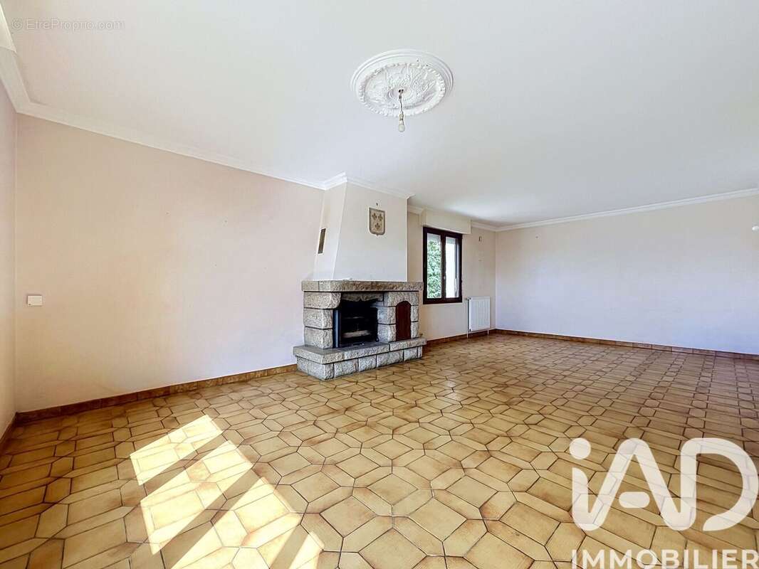Photo 7 - Maison à SAINT-CARADEC