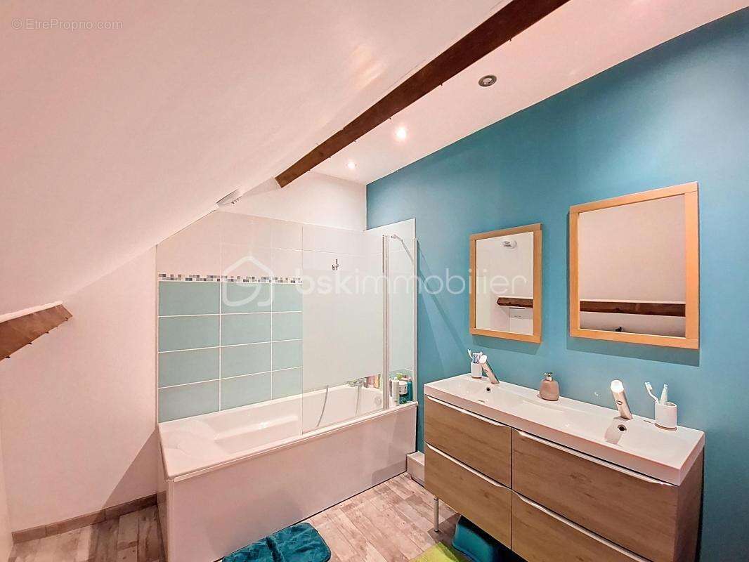 Maison à DONNEMARIE-DONTILLY