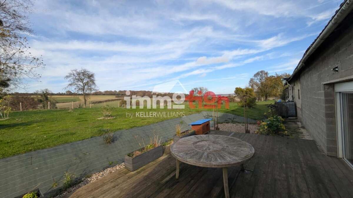 Maison à SAINT-MARTIN-EN-CAMPAGNE