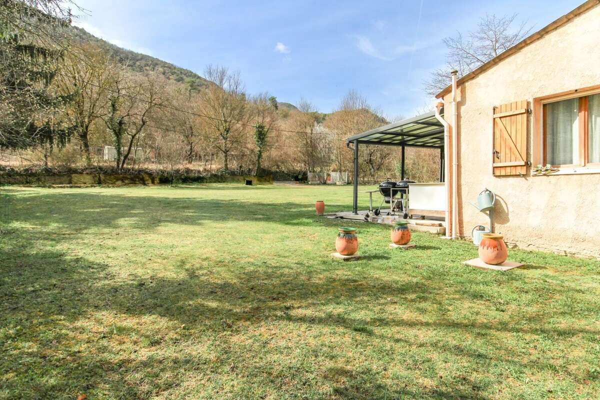 Maison à ROQUESTERON