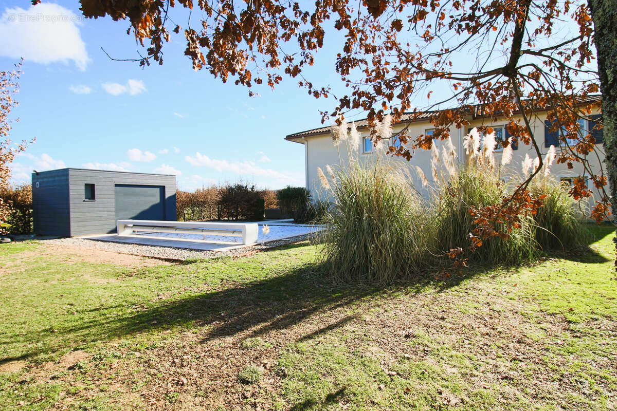 Maison à PUY-L'EVEQUE