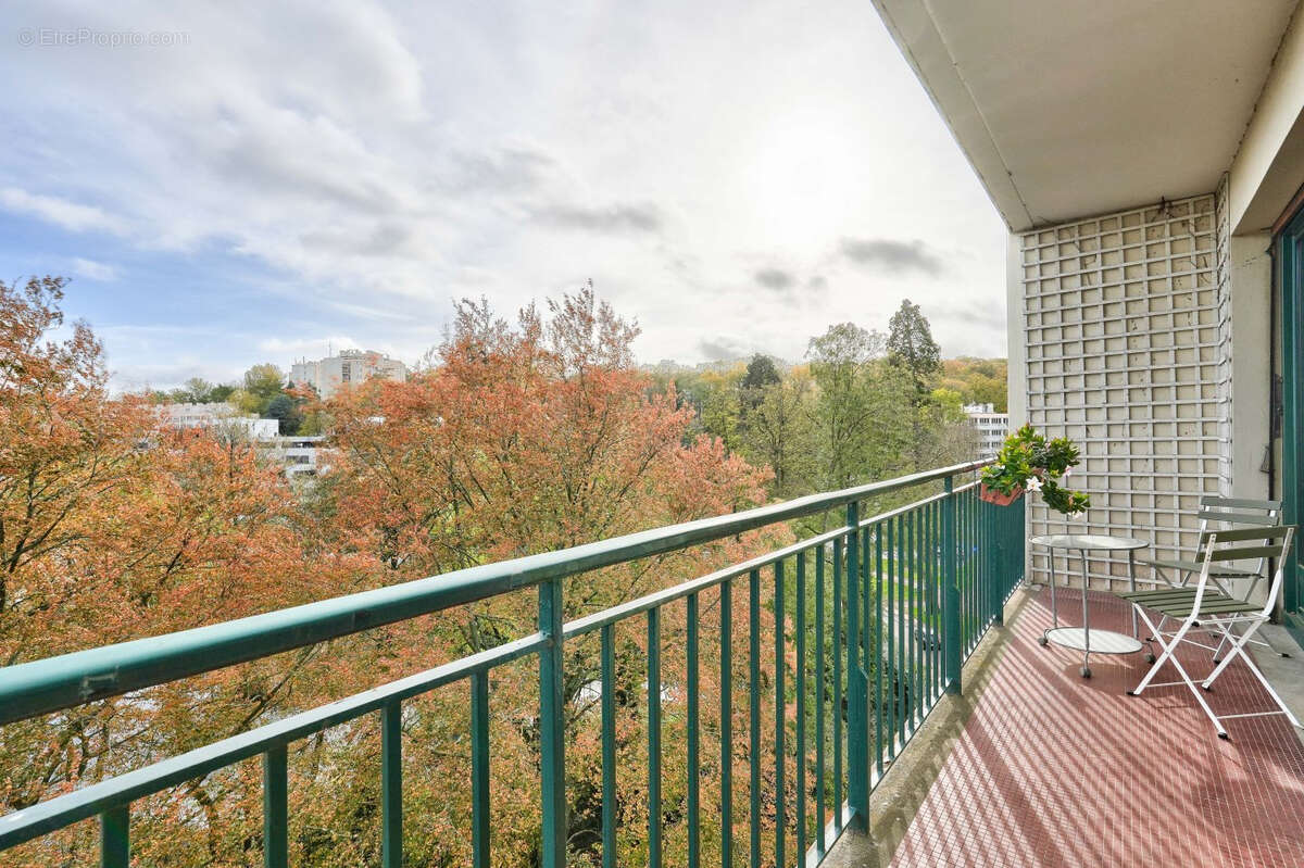 Appartement à VILLE-D&#039;AVRAY