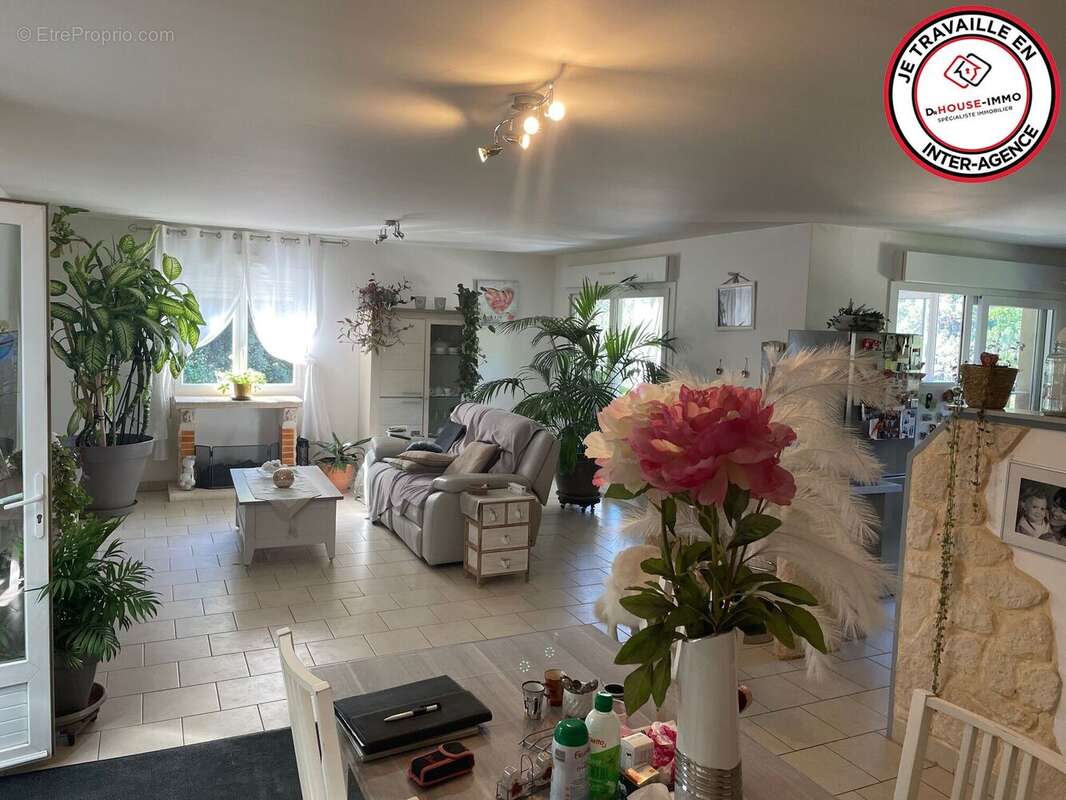 Maison à BRANOUX-LES-TAILLADES