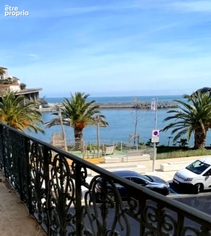 Bien d'exception en front de mer - Appartement T1 bis dans une maison de maître classée - Cerbère - photo 4