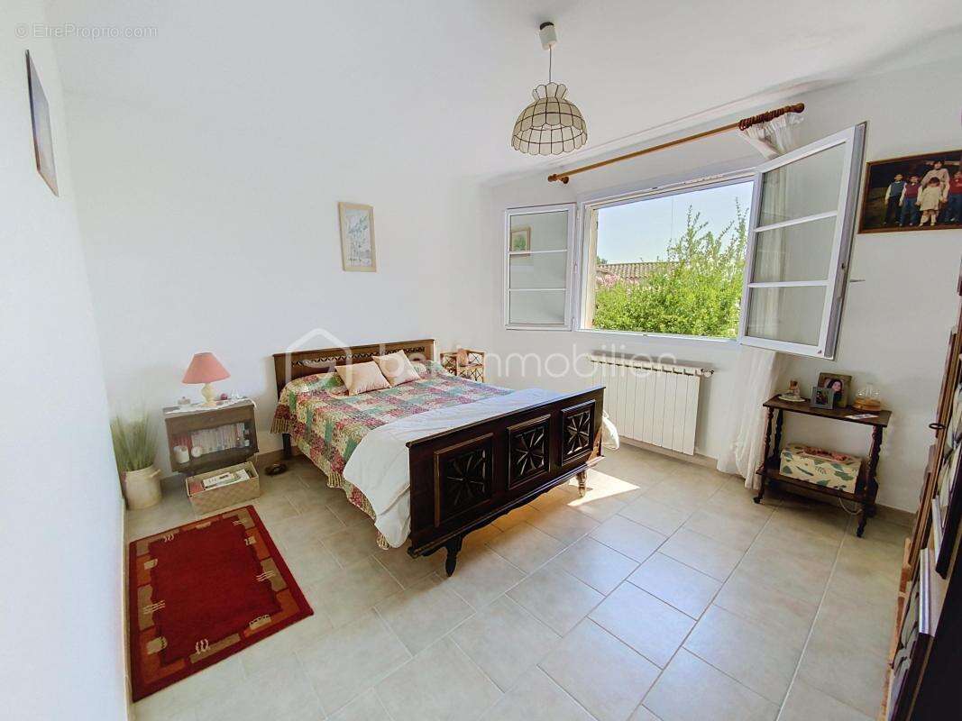 Viletelle - 1000 m2 terrian - maison de 151 m2 piscinable - photo 6
