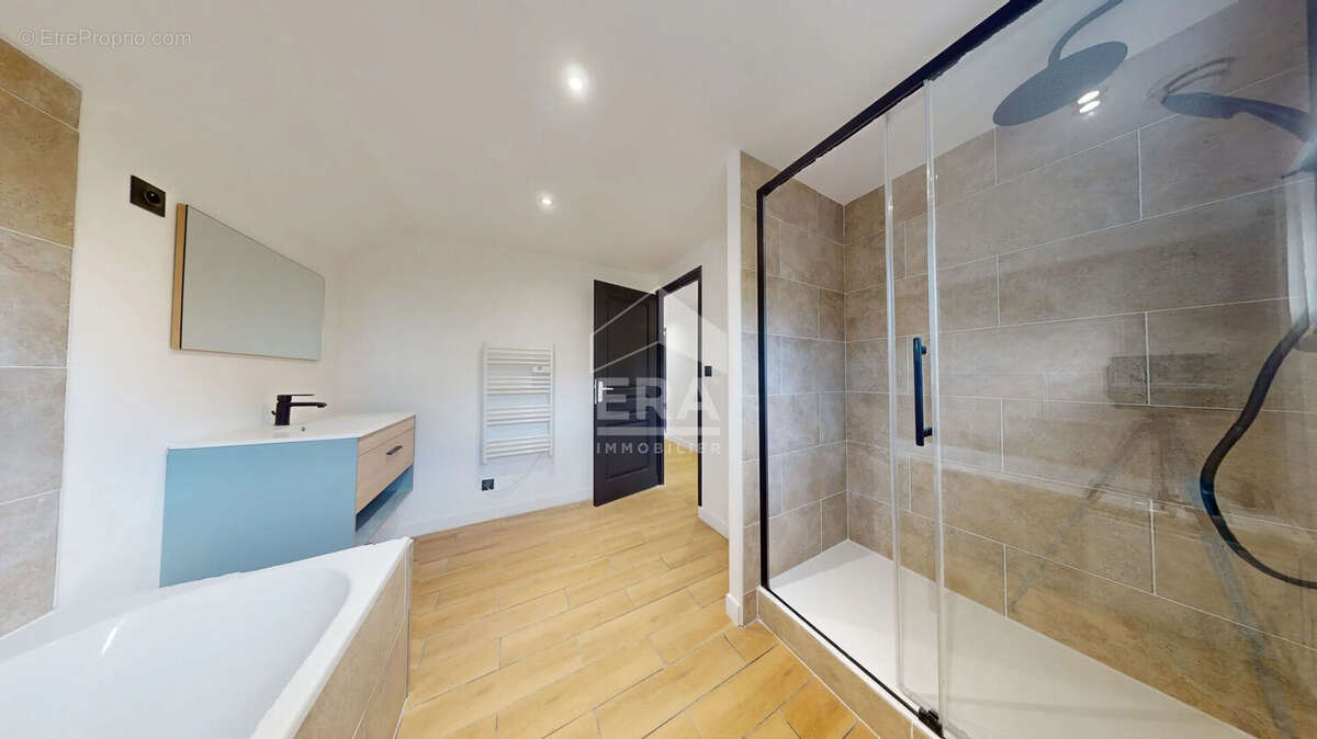 Maison à NIELLES-LES-BLEQUIN