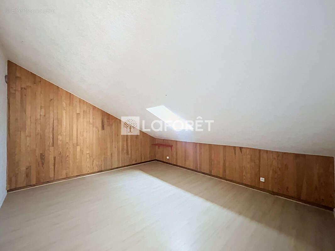 Appartement à SANCE