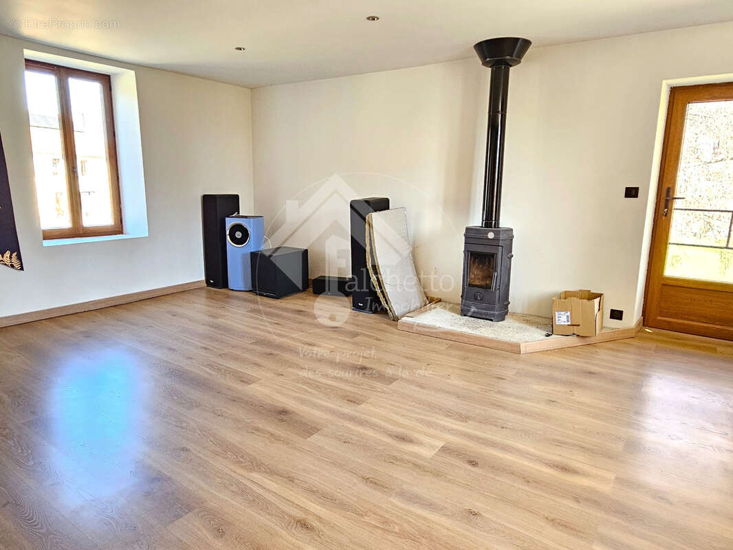 Maison à SAINT-CLEMENT