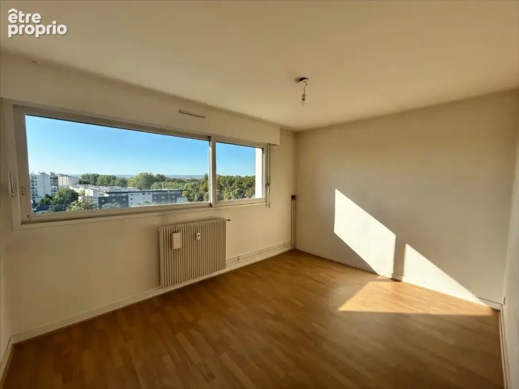 Appartement 4 pièces 87 m² à vendre à Reims (51100) - photo 3