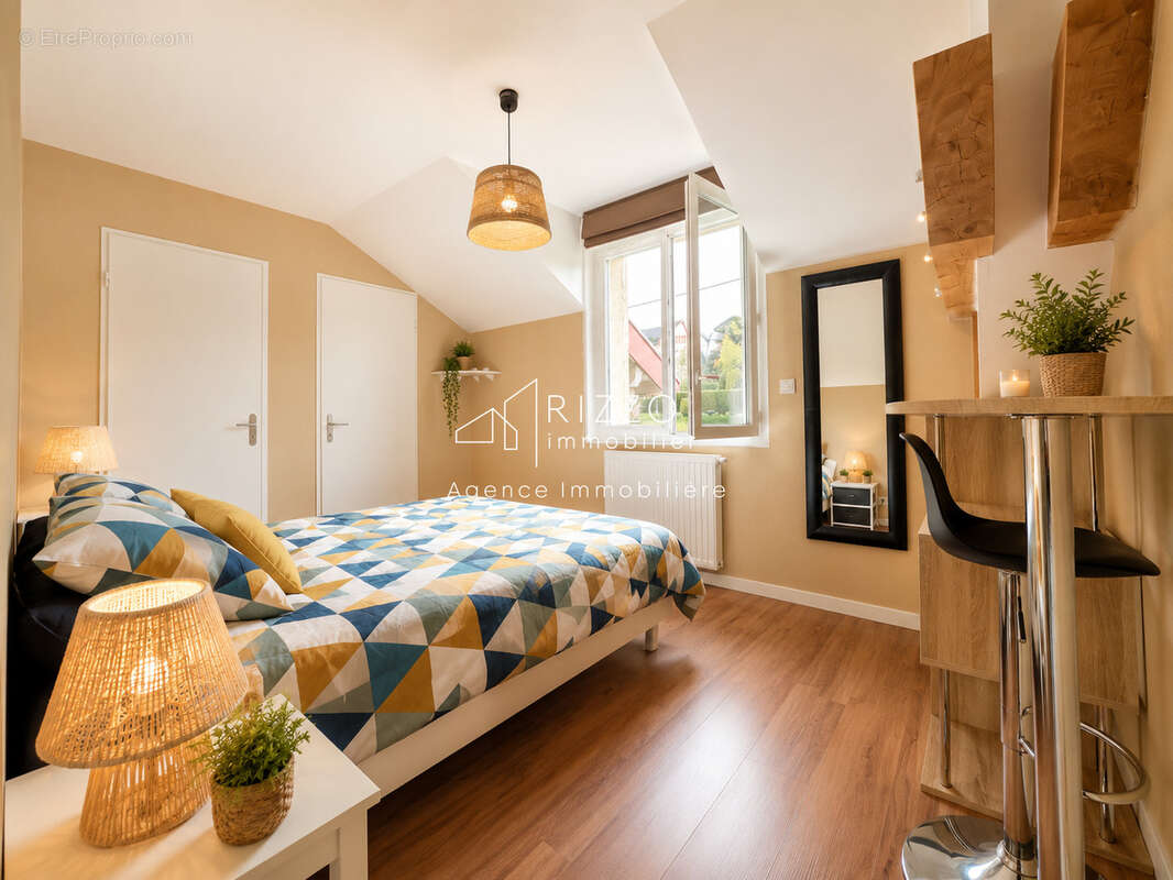 T3 Duplex avec terrasse, jardin et garage a sillingy !! - photo 8