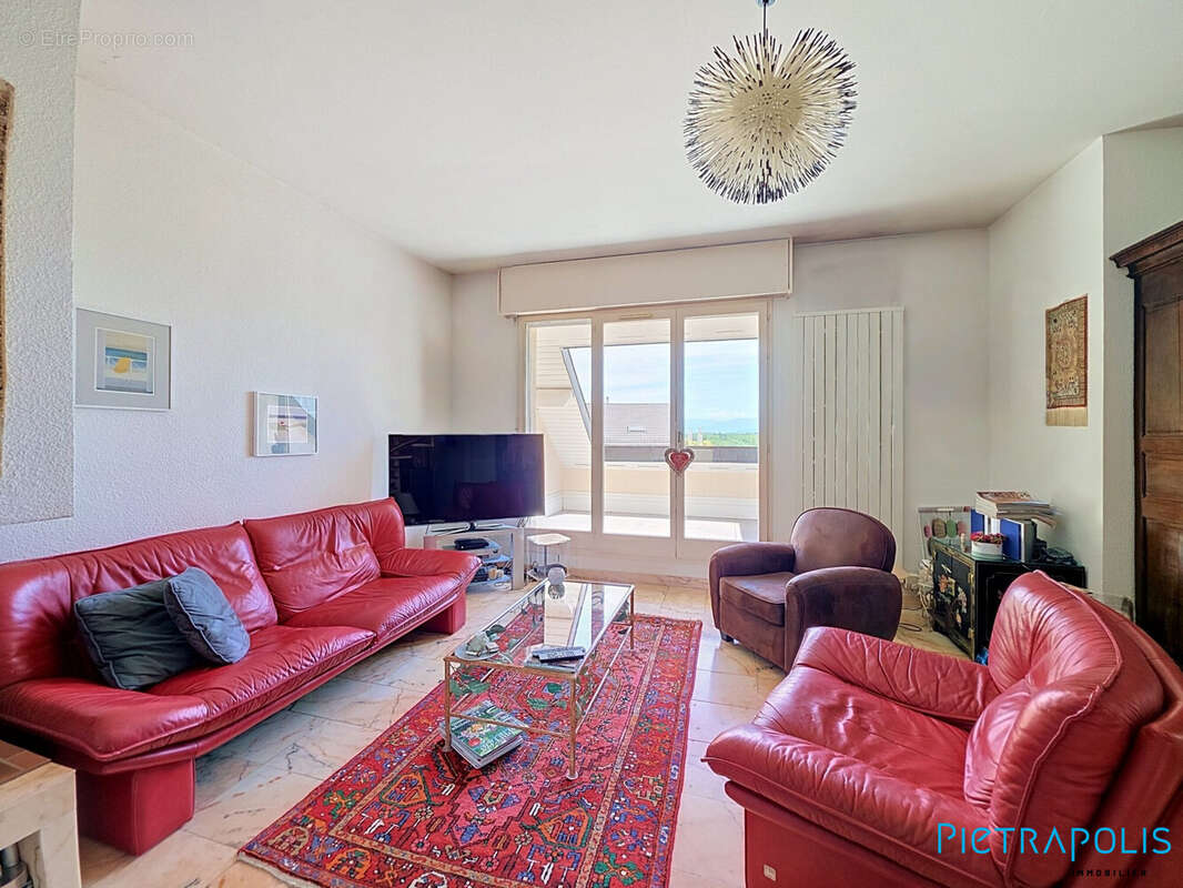 Appartement 185 m² à Sauverny  - photo 4