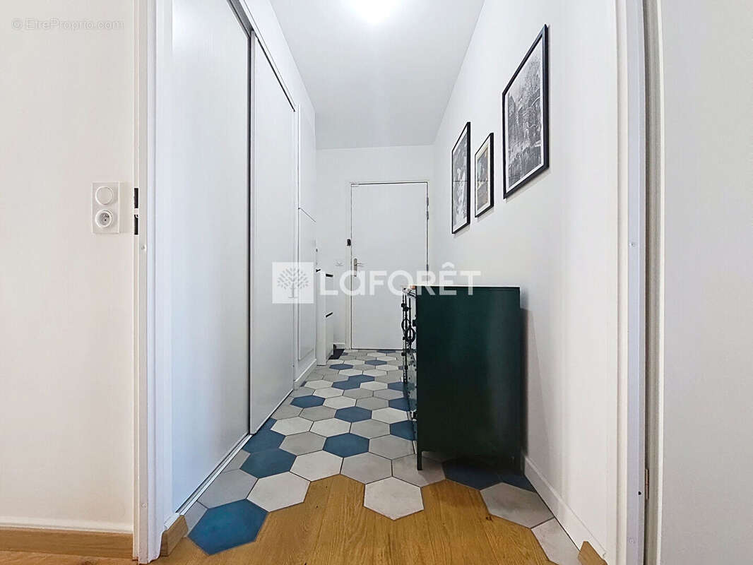 Appartement à BUSSY-SAINT-GEORGES