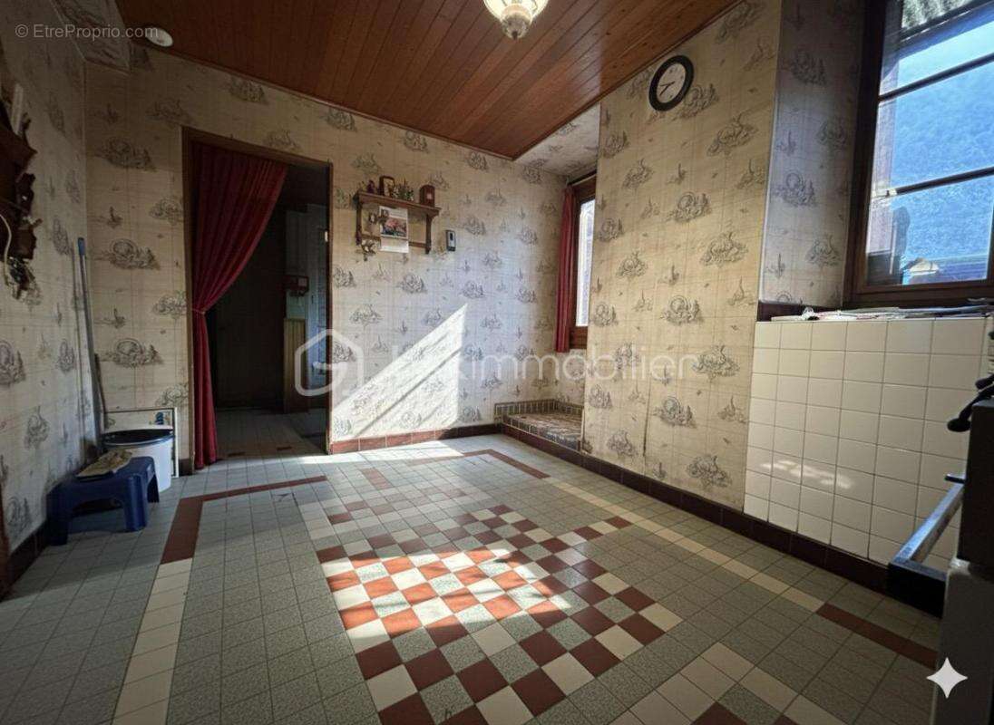 Maison de village T5 de 105 m² à rénover – Séchilienne - photo 11