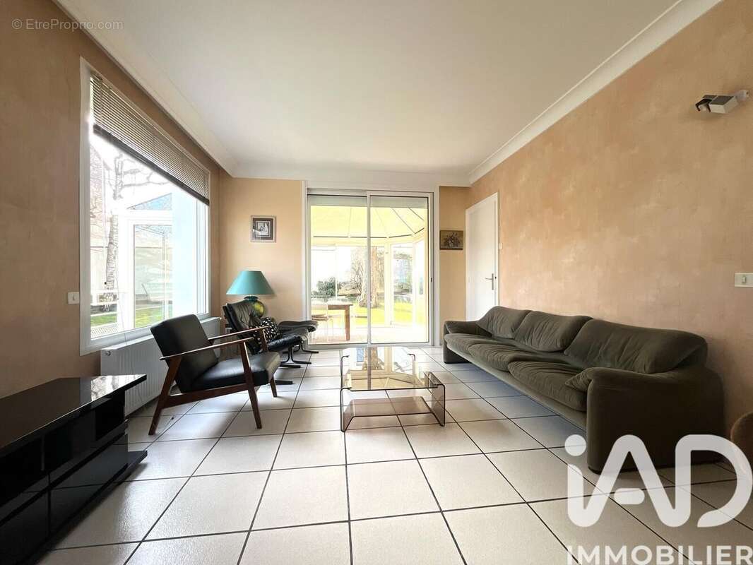 Photo 6 - Maison à SAINT-ETIENNE