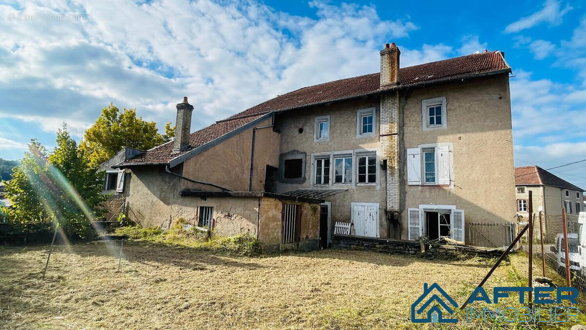 Maison à VACQUEVILLE