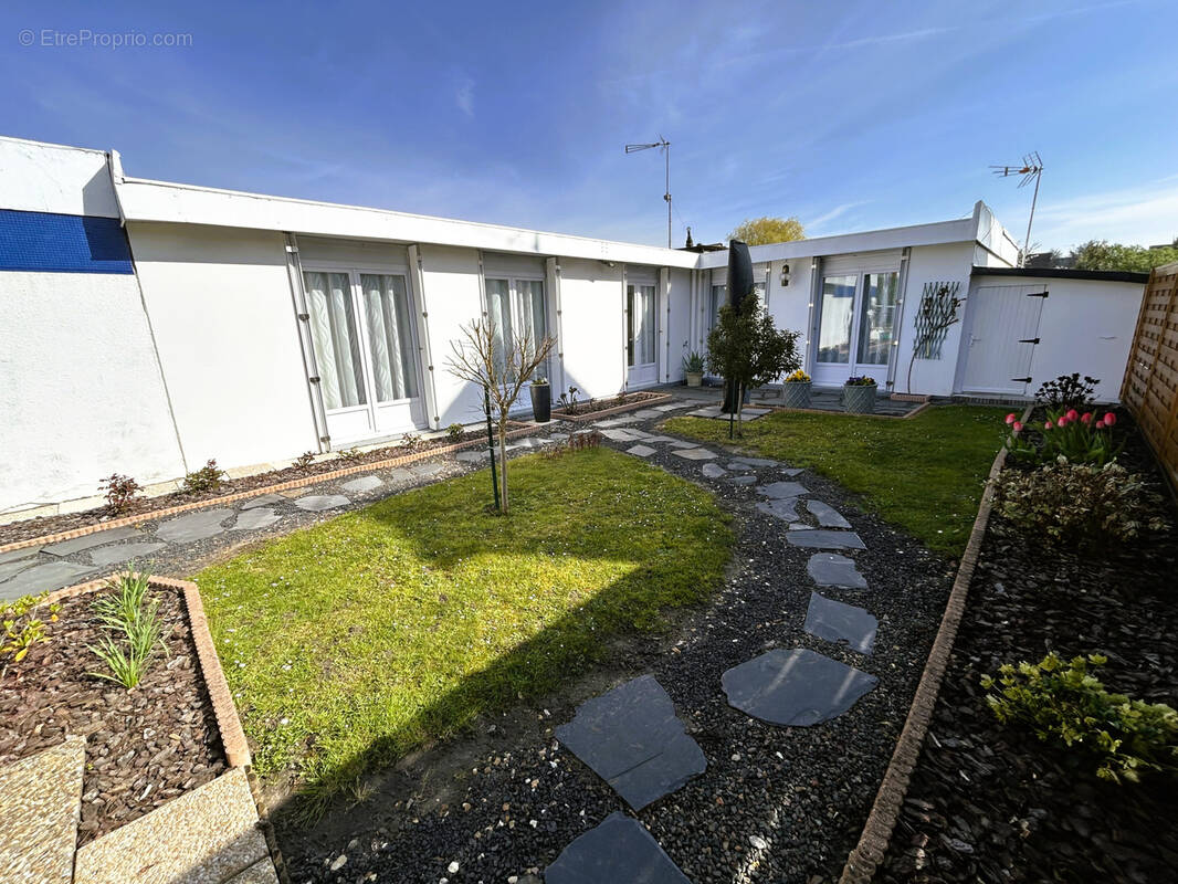 Maison à PONT-SAINTE-MAXENCE