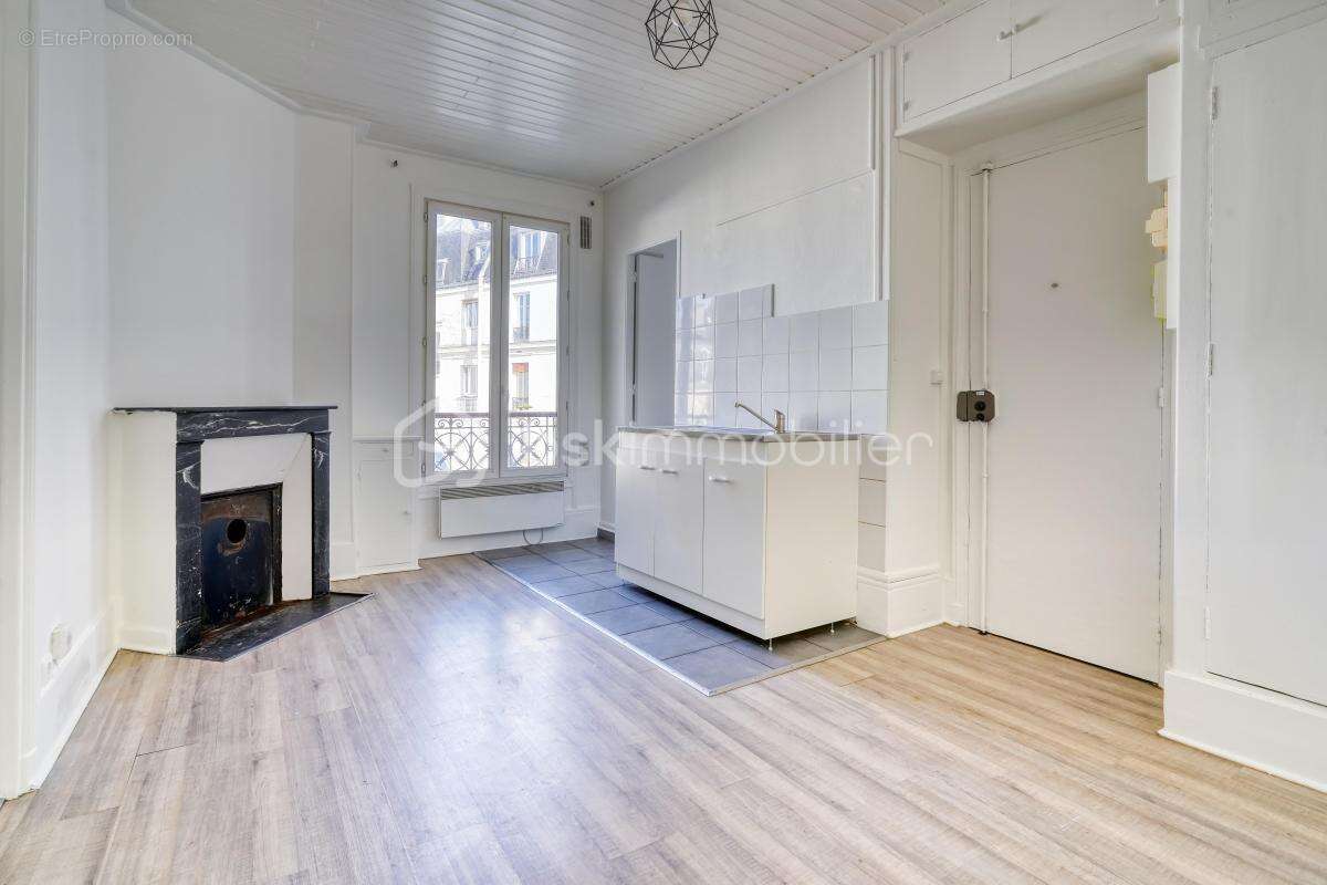 Appartement à PARIS-11E