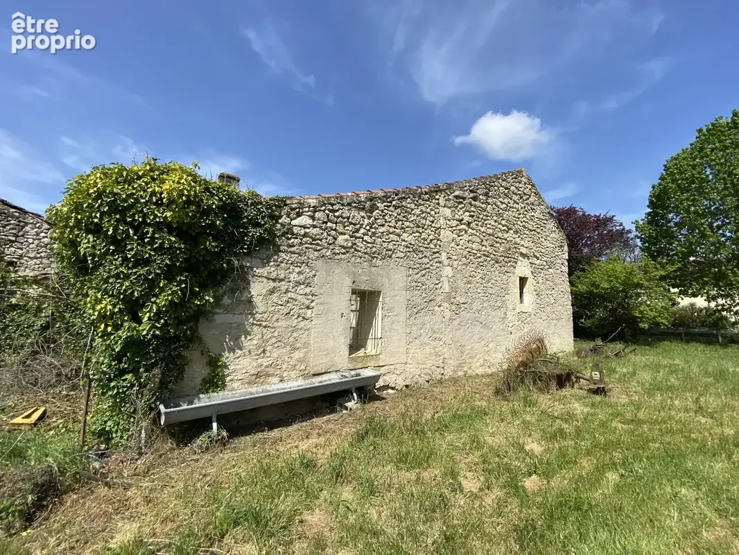 Ruine dans un hameau proche de Condom en situation dominante sur un terrain de 1143m2 - photo 5