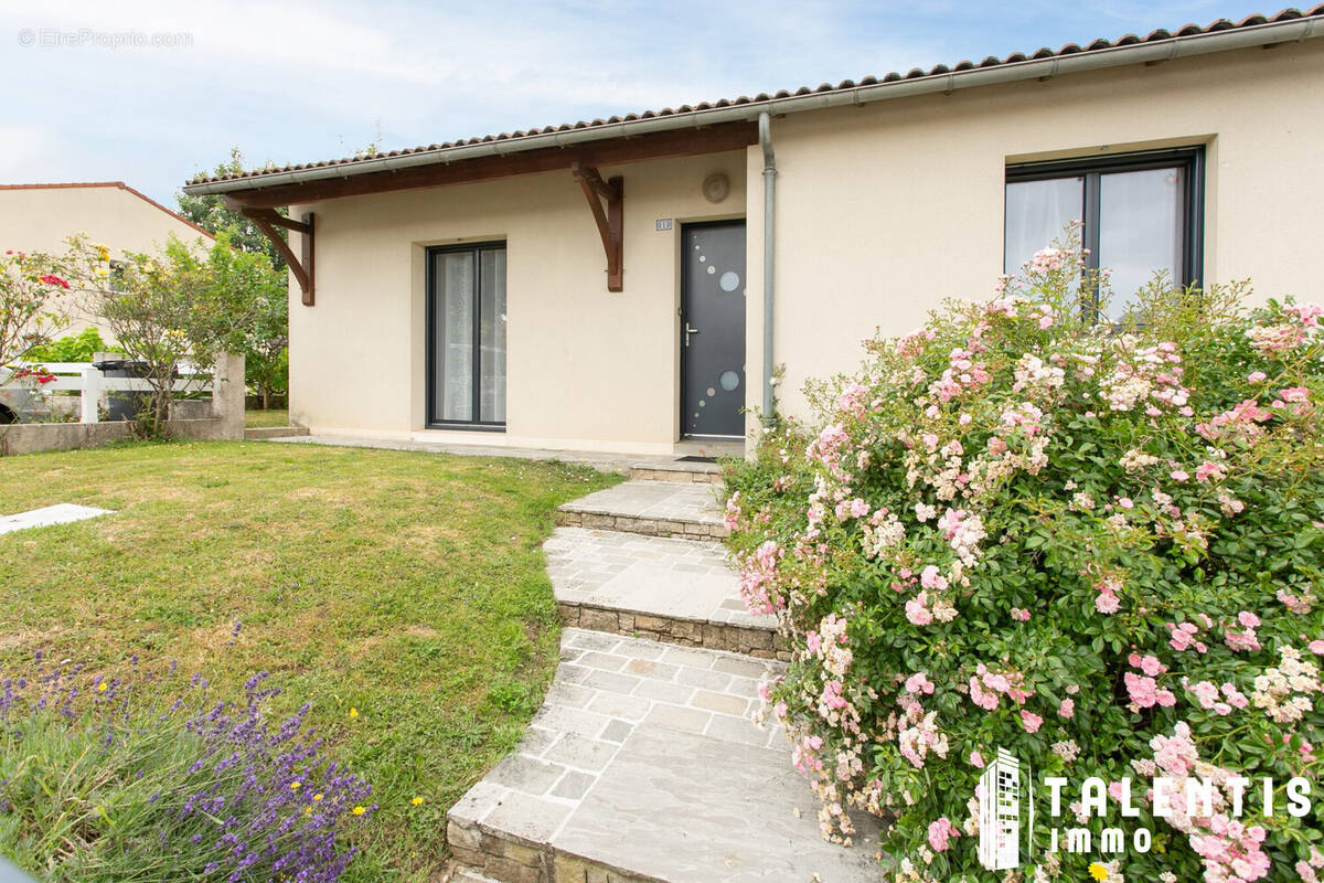 Maison à BEAUSSE