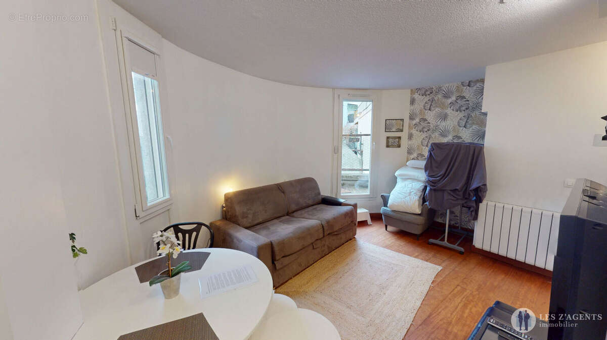 Appartement à SAINT-MARTIN-D'HERES