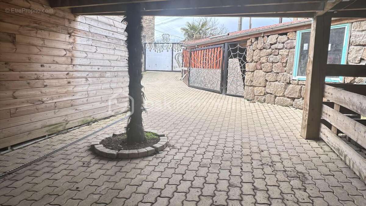 Maison à QUINTENAS