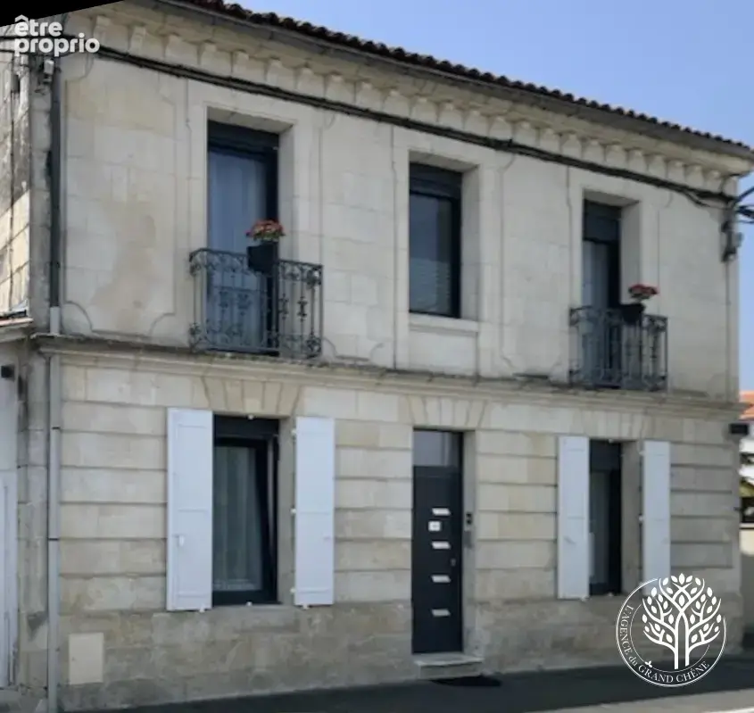 Photo Maison à Saintes au prix de 441 000€