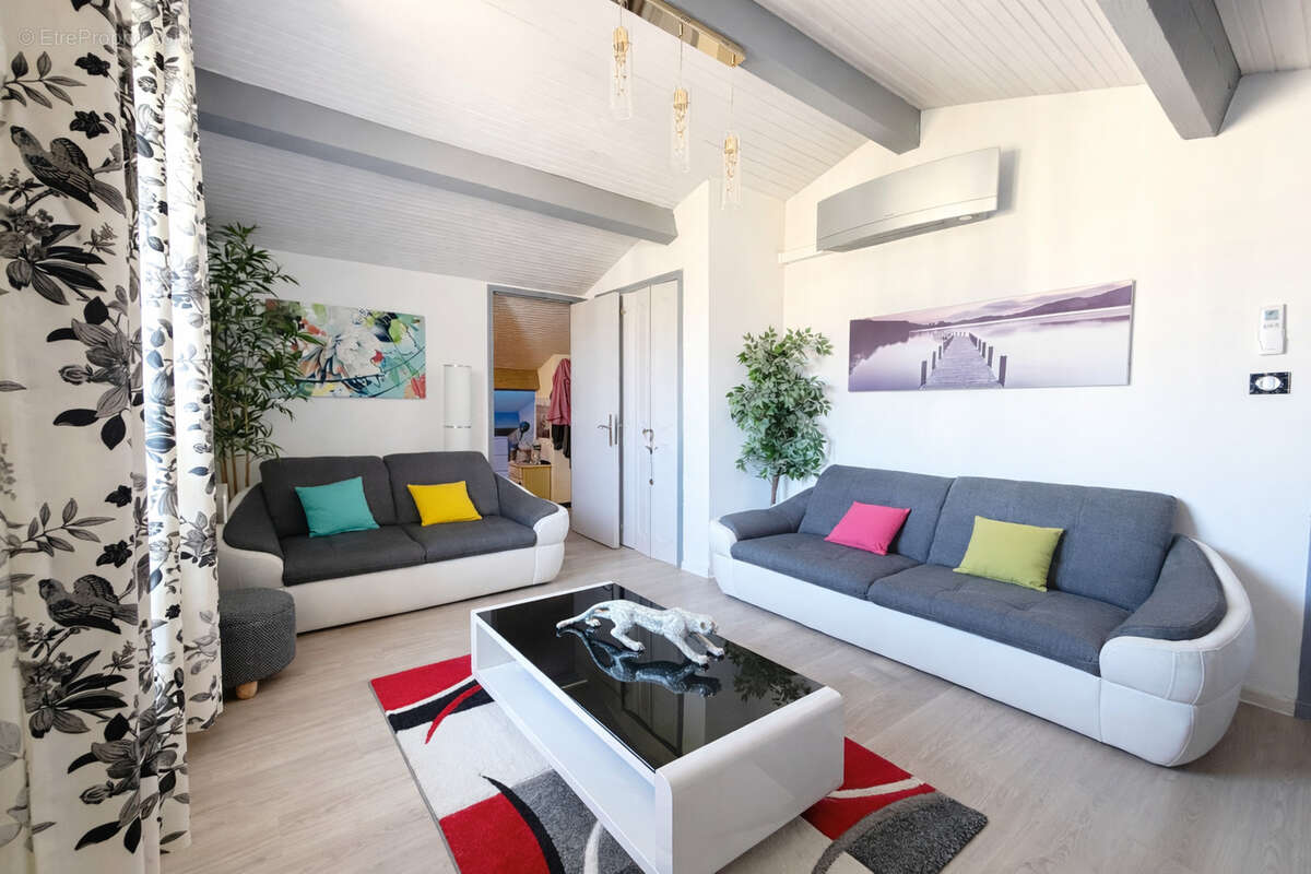 Appartement à SANARY-SUR-MER