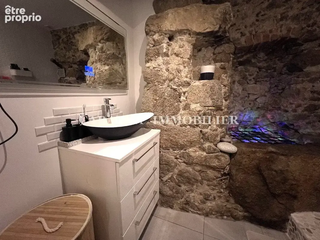 A vendre au Plan de la Tour Maison de village avec Terrasse 4 chambres plus Mezzanine, buanderie et remise - photo 11