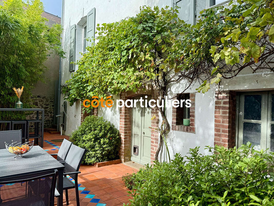 Maison à DONVILLE-LES-BAINS