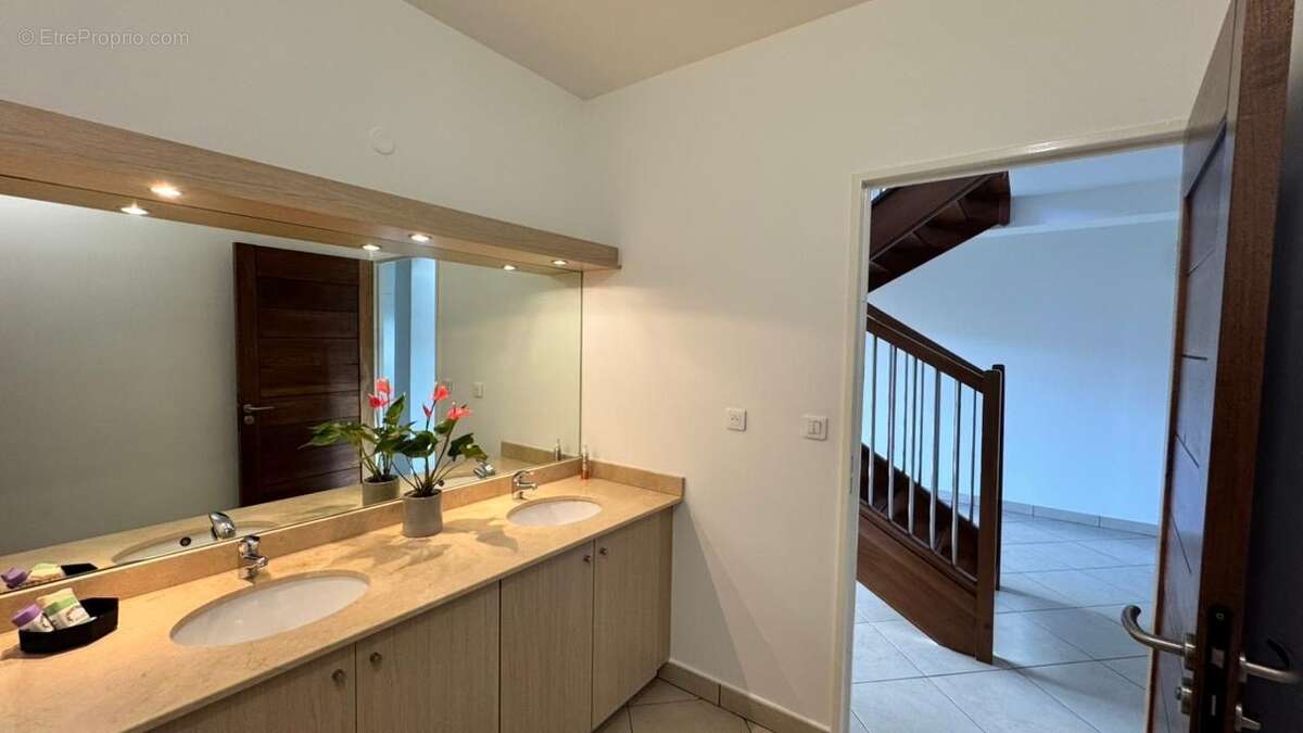 Maison à SAINT-PIERRE