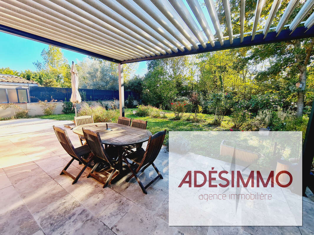 Maison à SAINT-SULPICE-SUR-LEZE