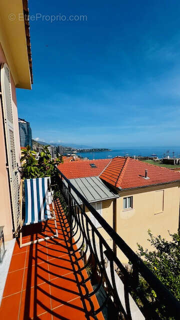 Appartement à BEAUSOLEIL