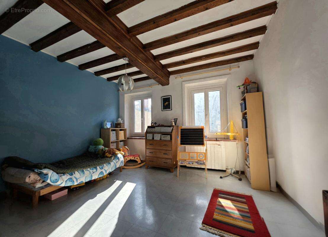 Maison à COURZIEU