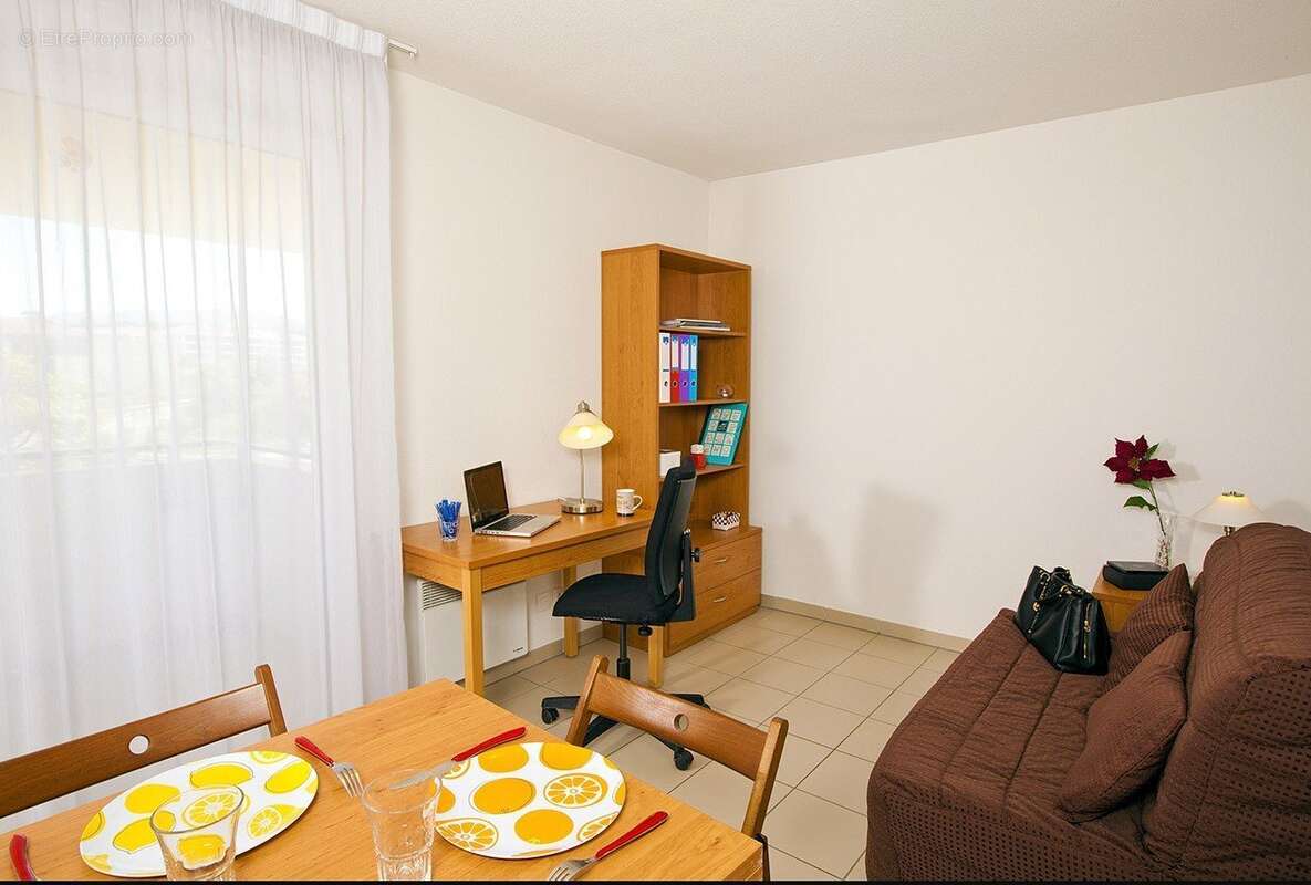 INVESTISSEMENT LOCATIF  Marseille  Résidence Étudiante Les Estudines De Provence - 6,07 % de rentabilité - photo 3