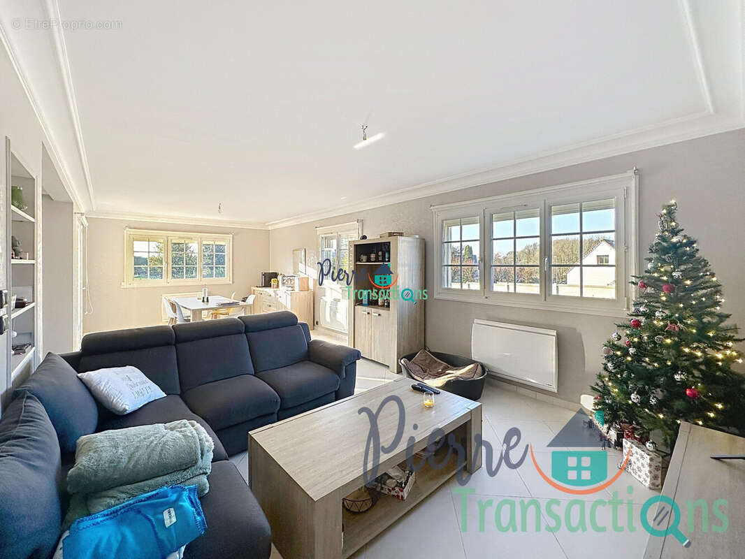 Maison à LILLEBONNE