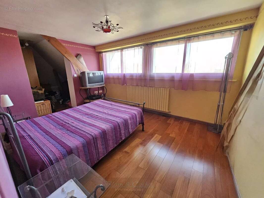 Maison à VILLEMANDEUR