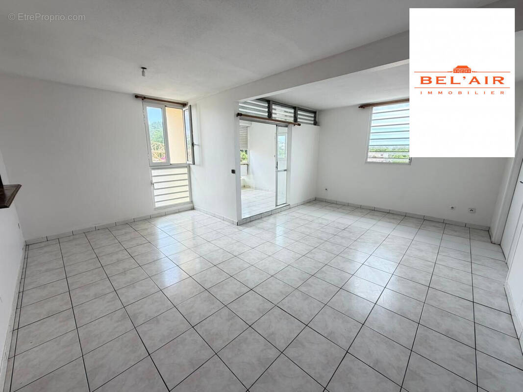 Appartement à LE ROBERT