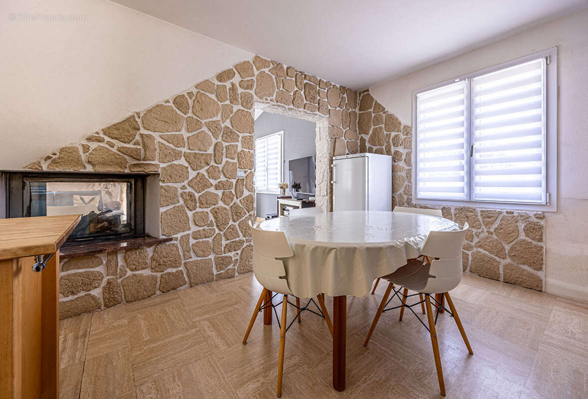 Maison familiale avec cachet, beau jardin, piscine - photo 8