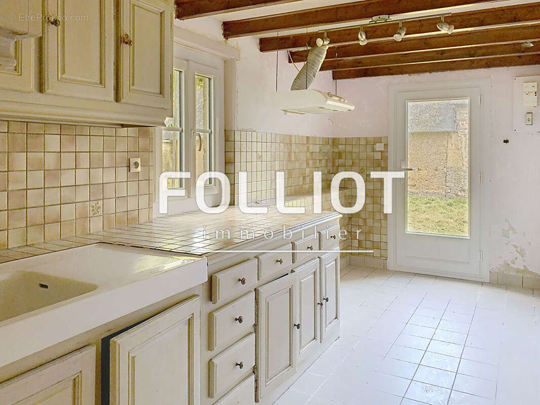 Maison à SAINT-SAMSON-DE-BONFOSSE