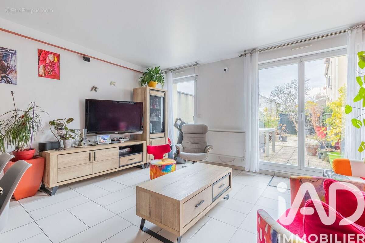 Photo 2 - Maison à SAVIGNY-SUR-ORGE