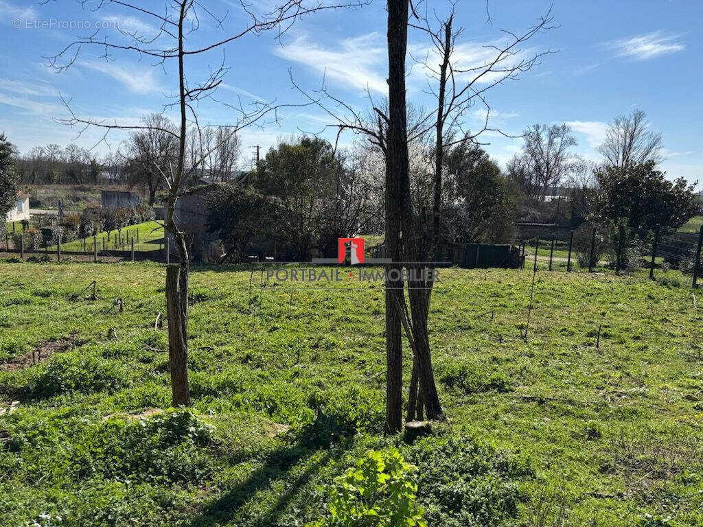 Terrain à SAINT-ANDRE-DE-CUBZAC
