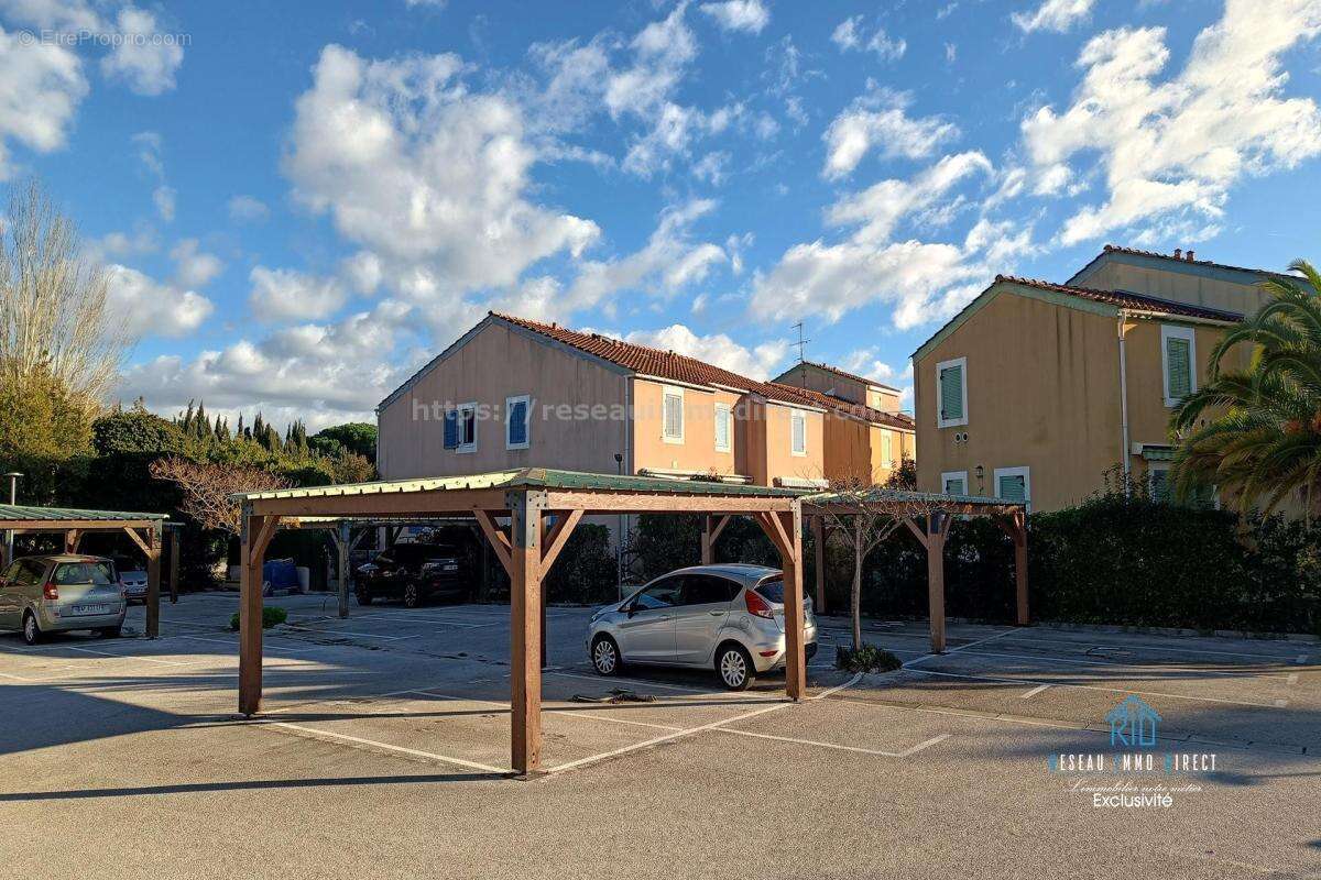 Maison à LA LONDE-LES-MAURES