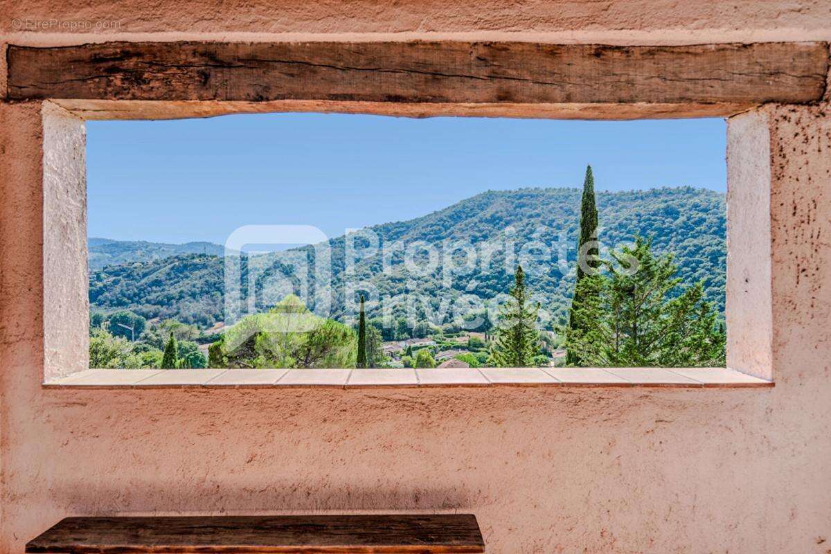 Maison à AURIBEAU-SUR-SIAGNE