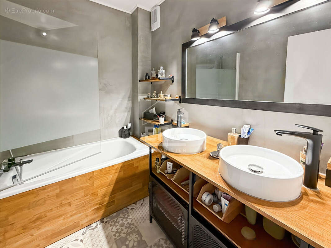 Appartement à LES PENNES-MIRABEAU