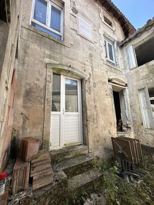 Maison 240 m² à Ligny-En-Barrois  - photo 2