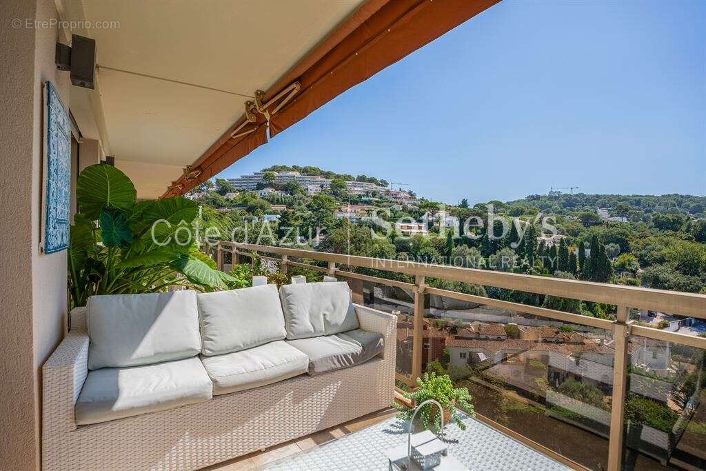 Appartement à LE CANNET